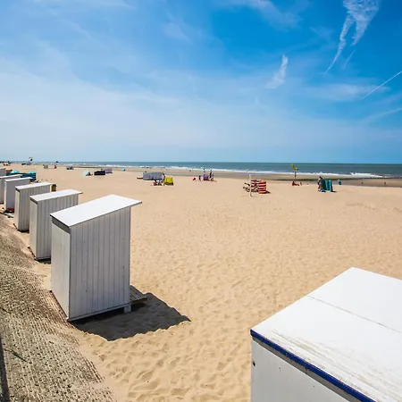 Modern On The 8th Floor Near The Sea Middelkerke